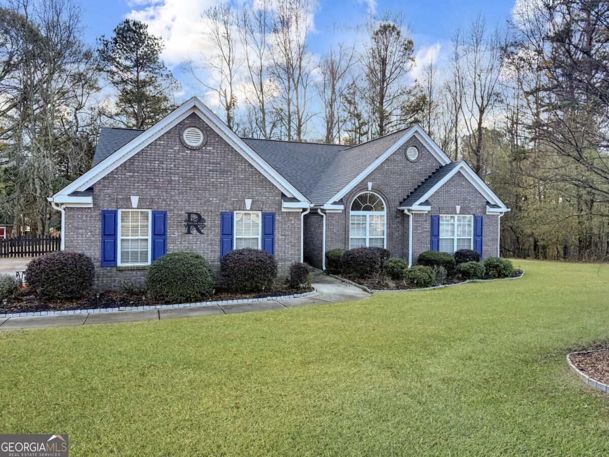 Property Photo:  346 Meadowcreek Drive  GA 30549 