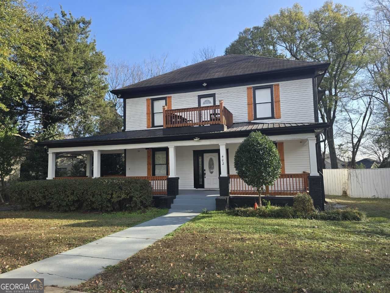 Property Photo: 402 Meriwether Street GA 30224