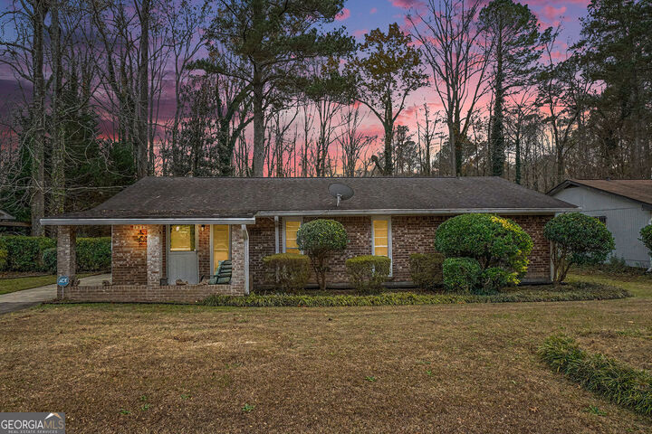 Property Photo: 4728 Apache Trail SW GA 30331