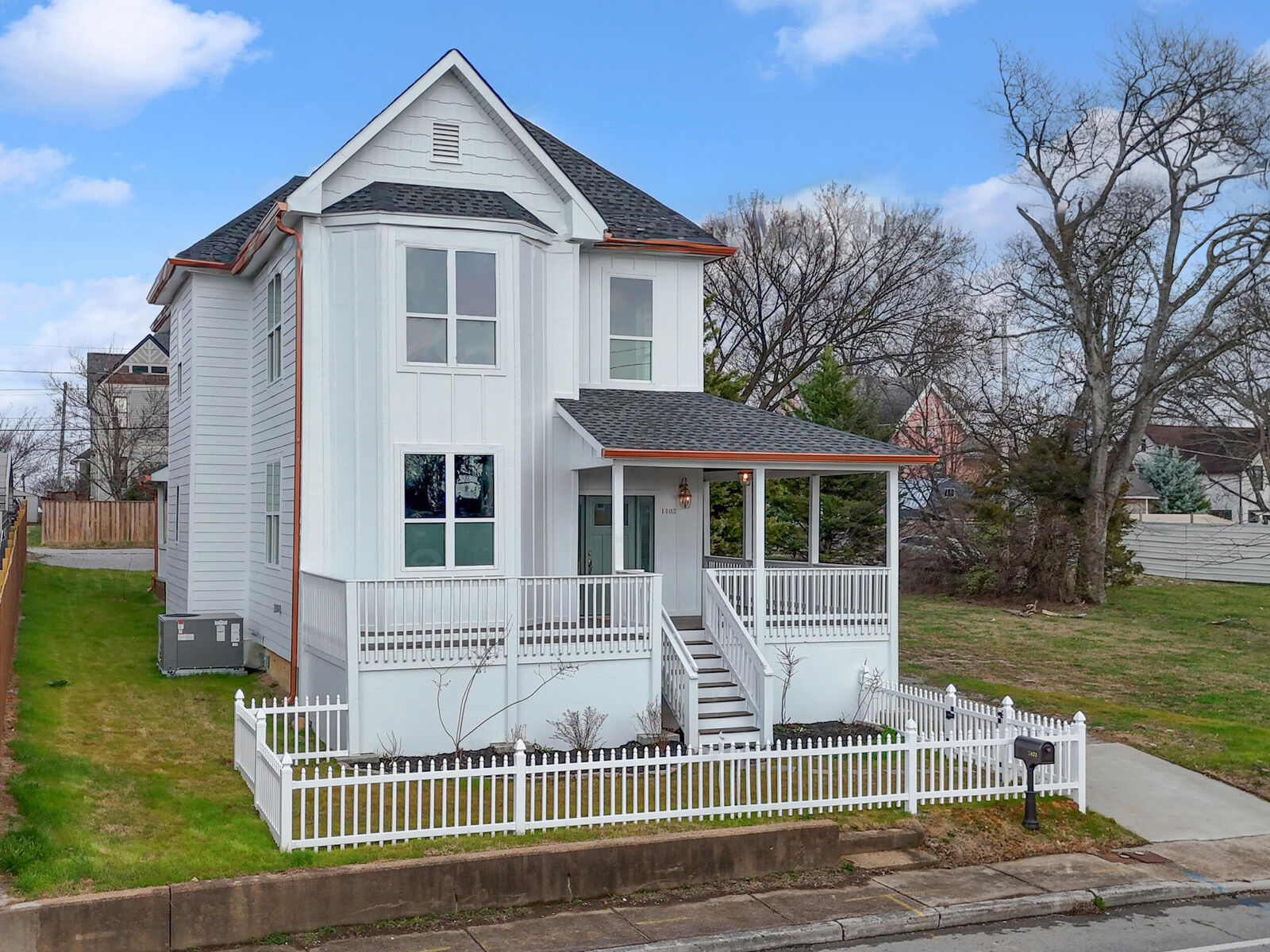 Property Photo:  1403 Bailey Avenue  TN 37404 