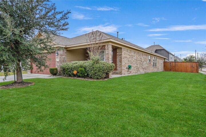 Property Photo: 15202 Pecan Landing Drive TX 77090