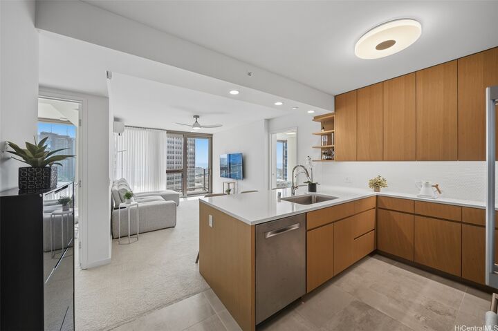 Property Photo:  1388 Kapiolani Boulevard 1801  HI 96814 