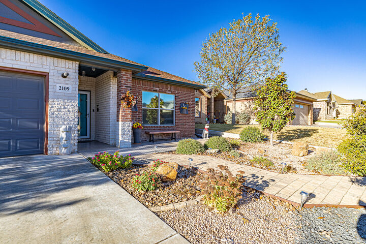 Property Photo: 2109 101st Street TX 79423