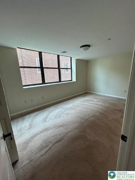 Property Photo: 528 N New Street 4 PA 18018