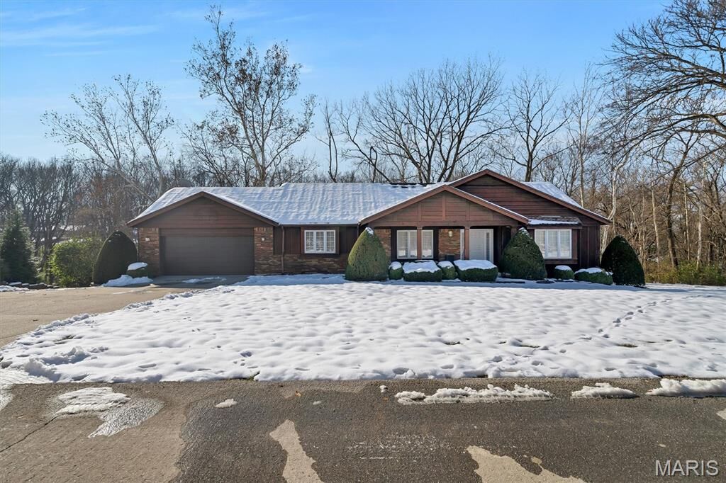 Property Photo: 3423 Hilltop Drive MO 63301