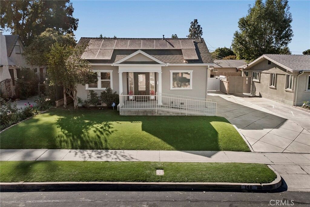 Property Photo:  140 Primrose Ave  CA 92870 