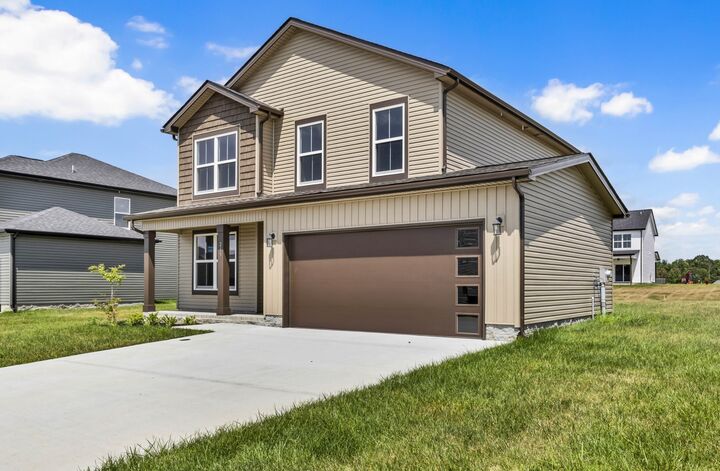 Property Photo: 215 Donegal Dr TN 37042