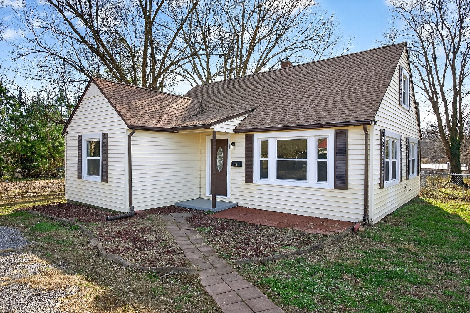 Property Photo:  411 Hooper St  TN 37166 