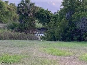 Property Photo:  235 Santos Drive  FL 33983 