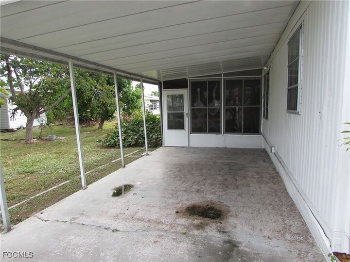 Property Photo: 7711 Farrell Road FL 33922