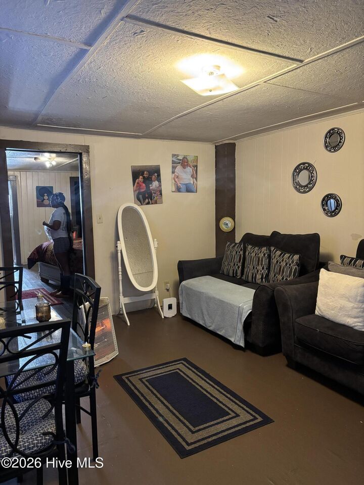 Property Photo:  628 Viola Street E  NC 27893 