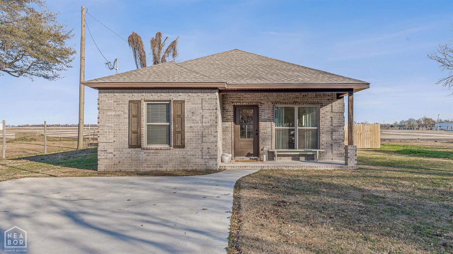 Property Photo:  206 Larrison Street  AR 72447 