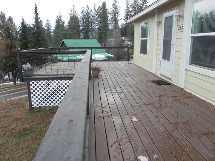 Property Photo:  230 Silver St  WA 99166 