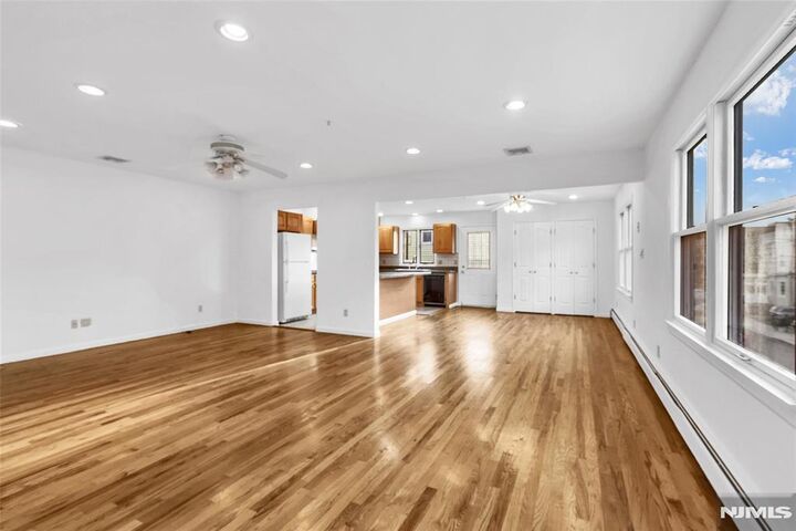 Property Photo:  234 Cliff Street 2  NJ 07010 