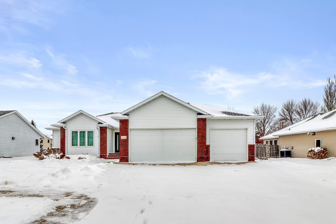 Property Photo:  1844 1st Street  ND 58078 