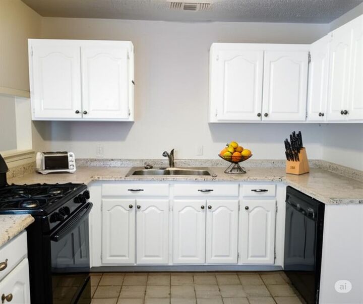 Property Photo:  511 Rogers Road  TX 76071 