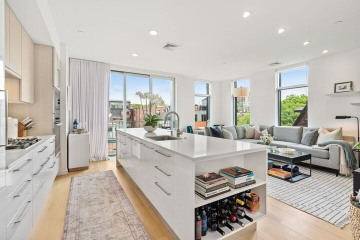 Property Photo: 7 E. Springfield 5B MA 02118