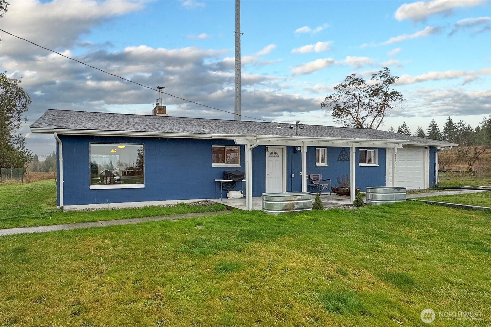 Property Photo: 163 Cliff Robinson Lane WA 98382