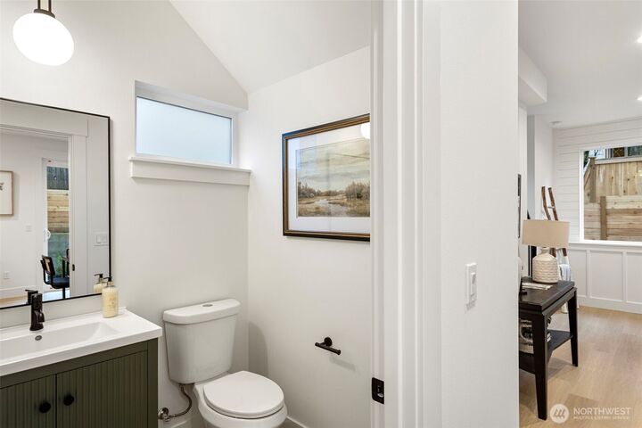 Property Photo: 9513 132nd Avenue NE WA 98033