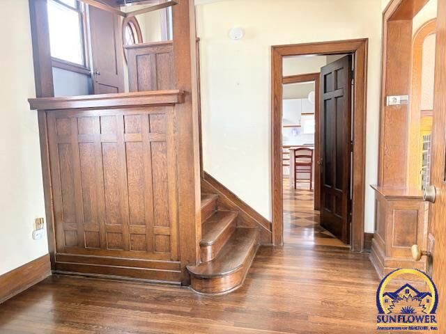 Property Photo: 814 Market St KS 66801