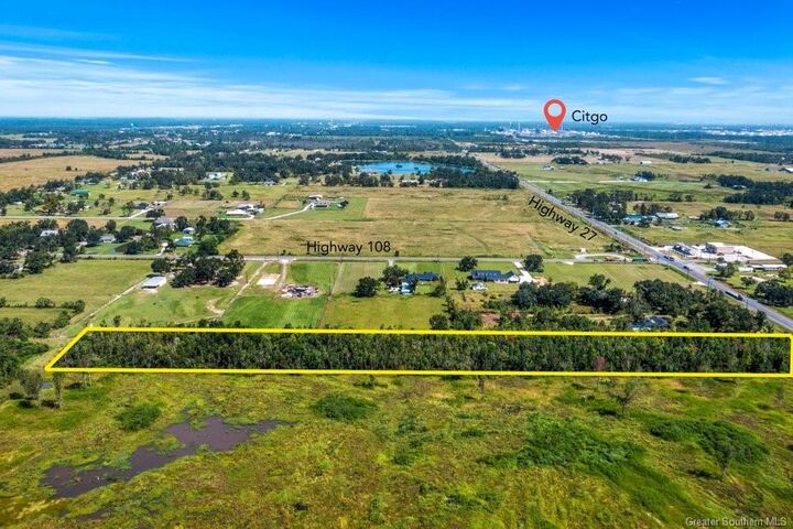 Property Photo: 7104 Highway 27 Highway LA 70665