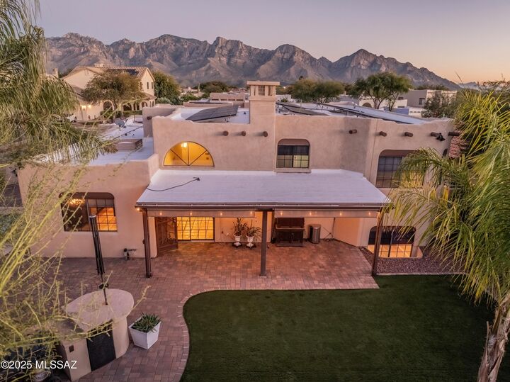 Property Photo: 12831 N Meadview Way AZ 85755