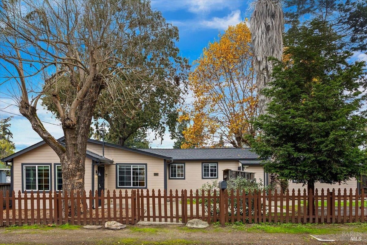 Property Photo:  244 Carrington Street  CA 95407 
