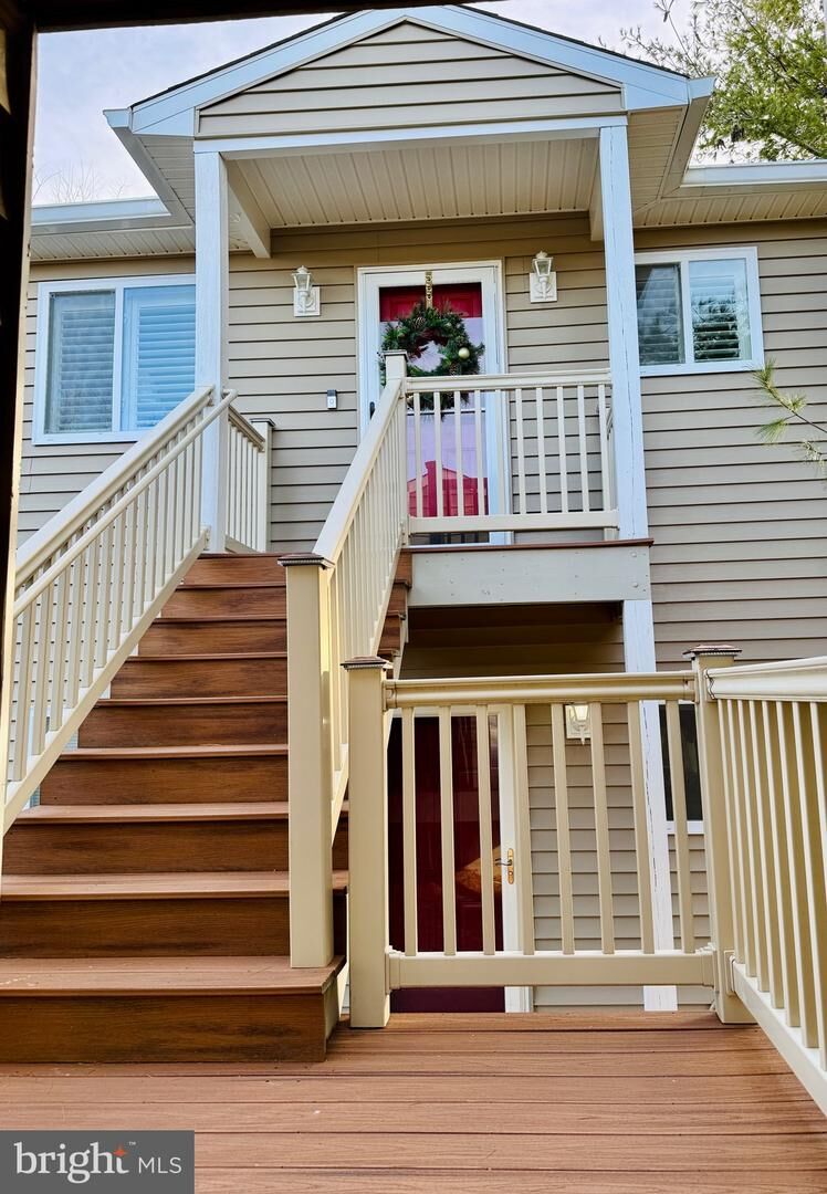 Property Photo:  10207 White Pelican Way 106D  MD 21774 