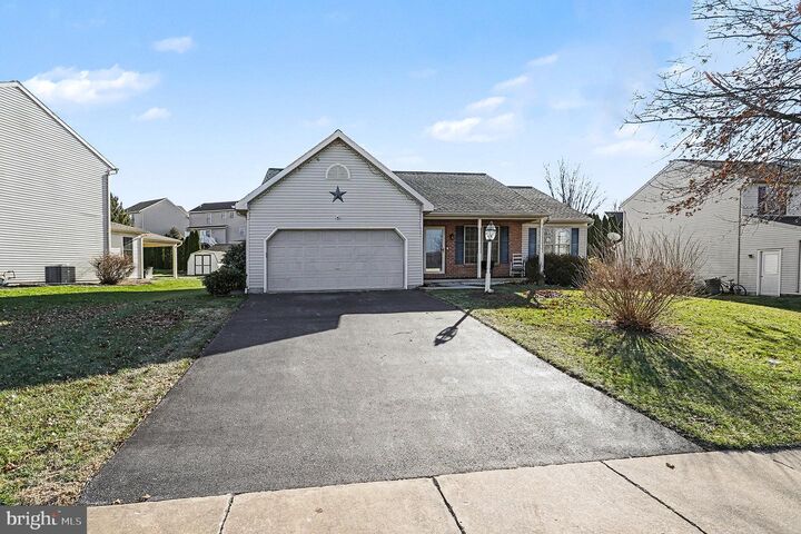 Property Photo:  3954 Laurel Run  PA 17512 