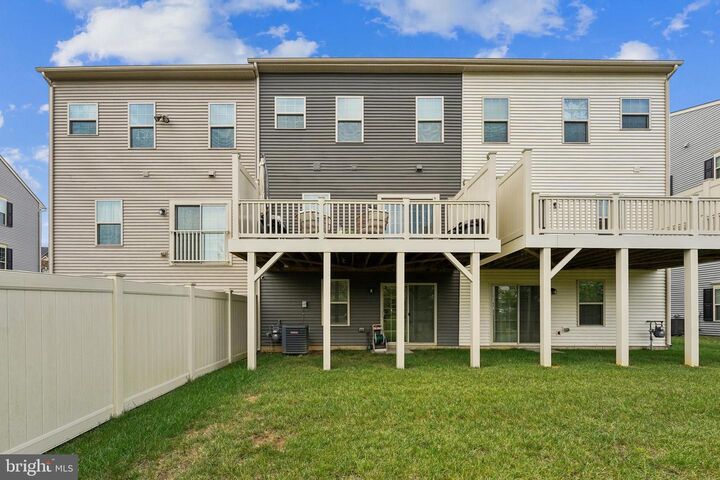 Property Photo: 16514 Anegada Drive MD 20607