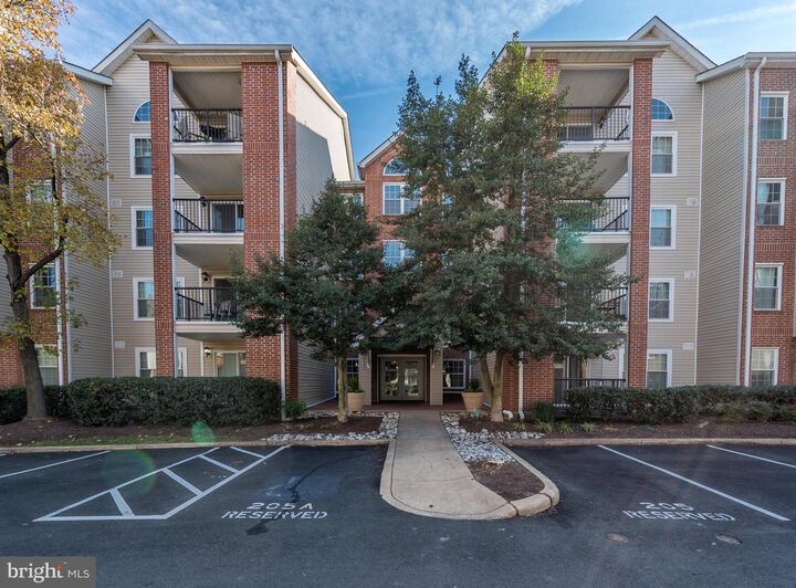 Property Photo:  3311 Wyndham Circle 3193  VA 22302 