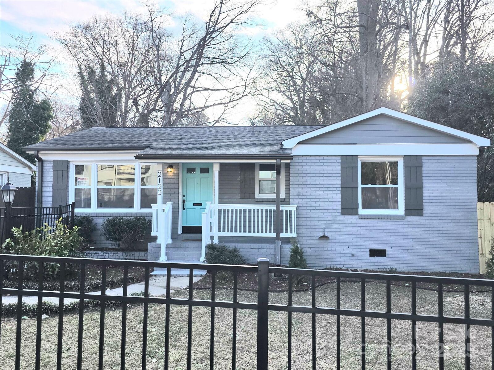 Property Photo:  2122 Kilborne Drive  NC 28205 