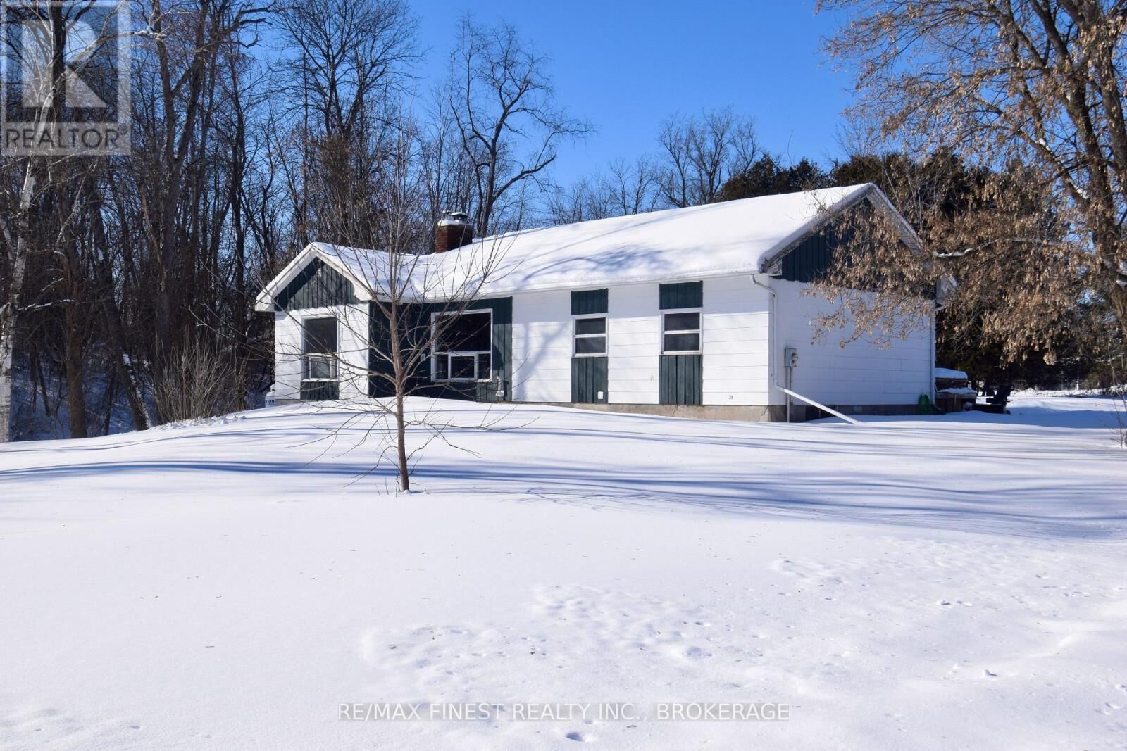 Property Photo: 1523 Lake Road ON K0K 1Z0