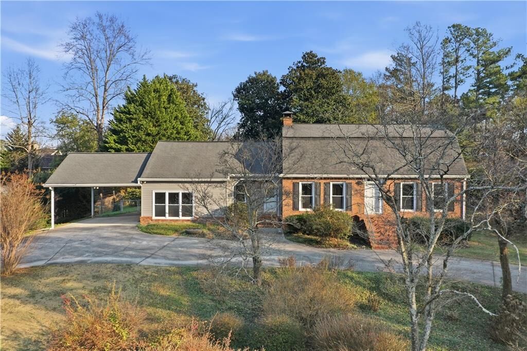 Property Photo: 205 Hart Circle GA 30132