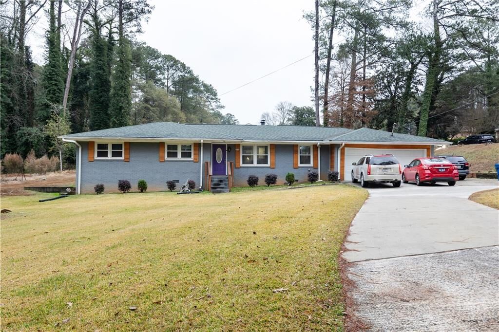 Property Photo: 974 Laurelmont Drive SW GA 30311