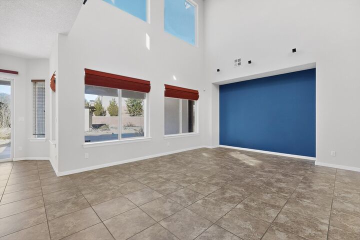 Property Photo:  612 Sierra Verde Way NE  NM 87124 