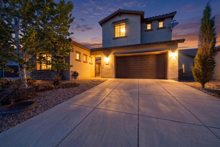 Property Photo:  612 Sierra Verde Way NE  NM 87124 