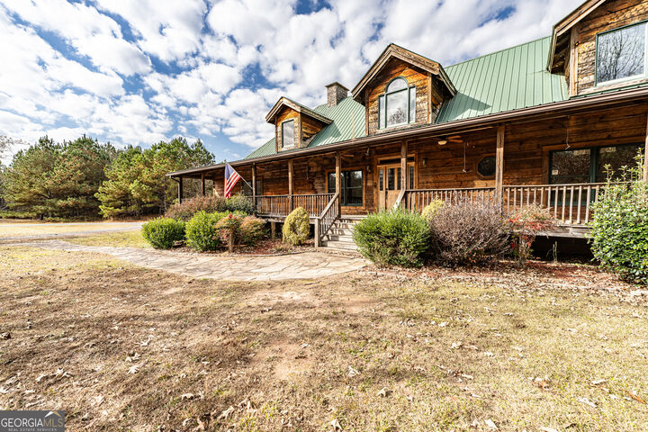 Property Photo: 1863 New Rosedale Road NE GA 30165