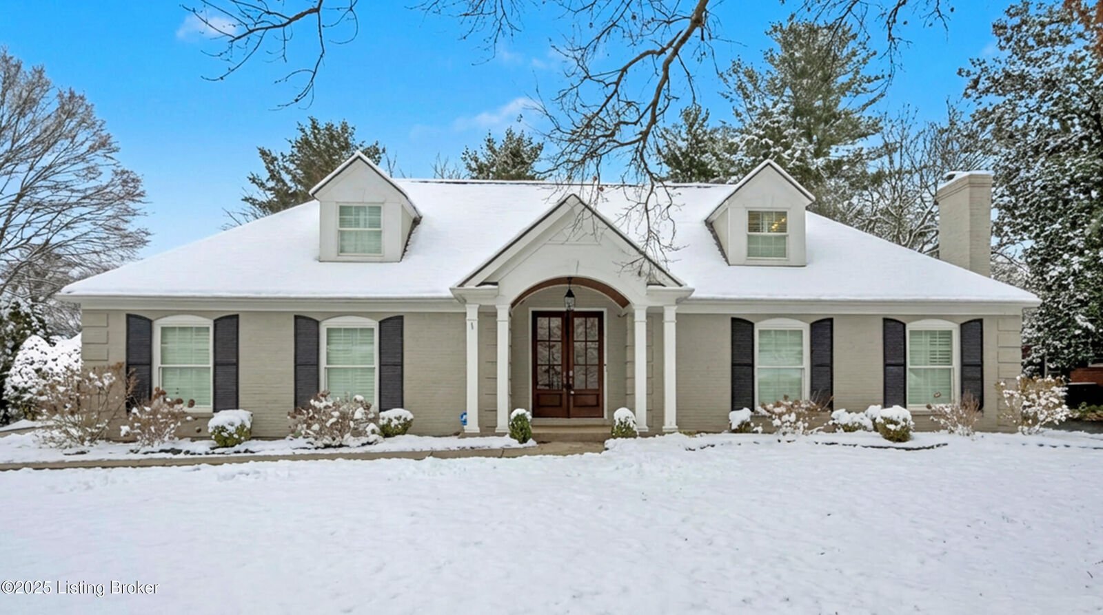 Property Photo:  2109 Starmont Rd  KY 40207 