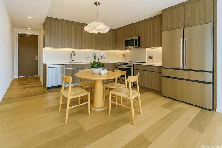 Property Photo: 1500 Rycroft Street 3207R HI 96814