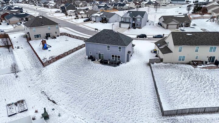 Property Photo:  1435 Breckenridge Pass  IN 46845-8605 