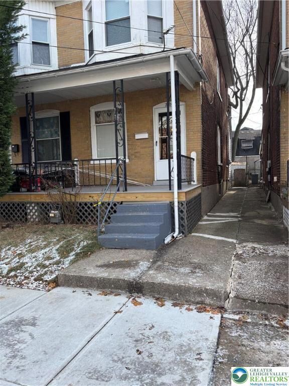 Property Photo: 2206 Forest Street PA 18042