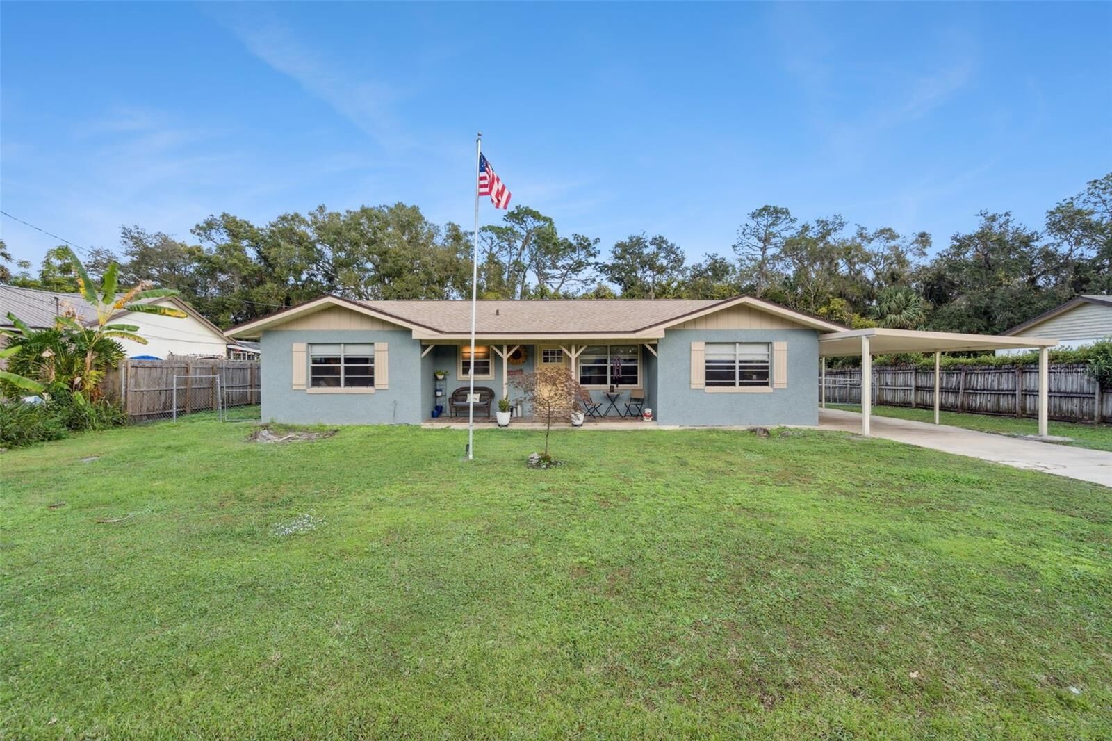Property Photo: 1547 Center Street FL 32720