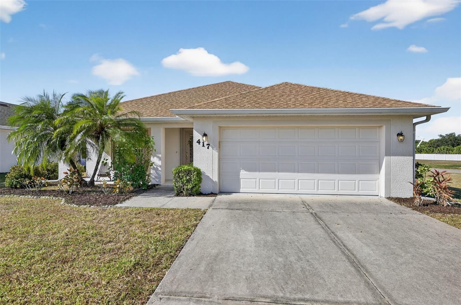 Property Photo: 417 Rose Apple Circle FL 33954