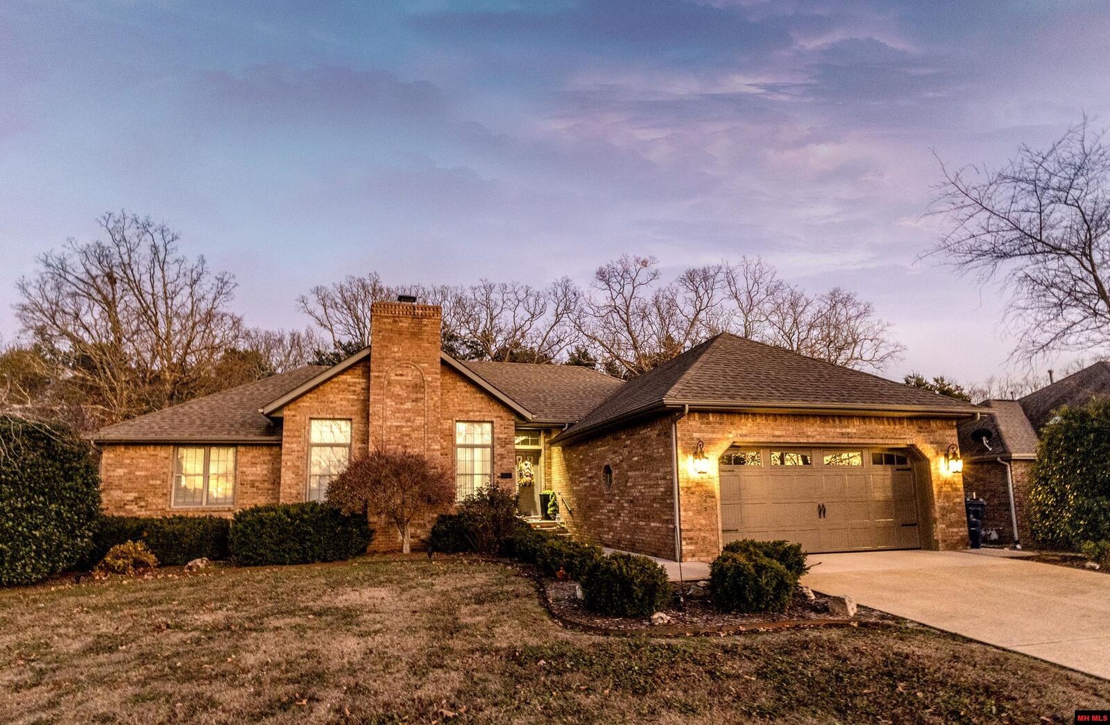 Property Photo:  405 Holly Grove Drive  AR 72653 