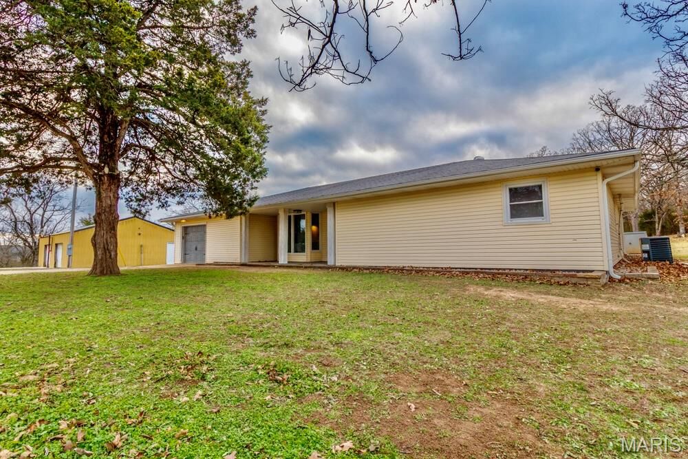 Property Photo:  30353 Starling Drive  MO 65567 