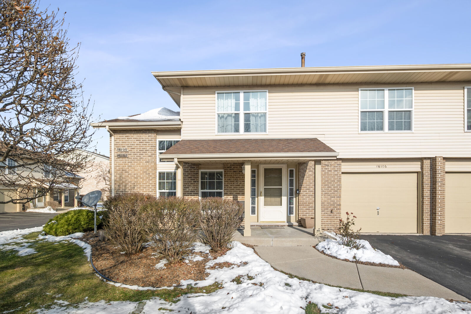 Property Photo: 16106 Creekmont Court IL 60487
