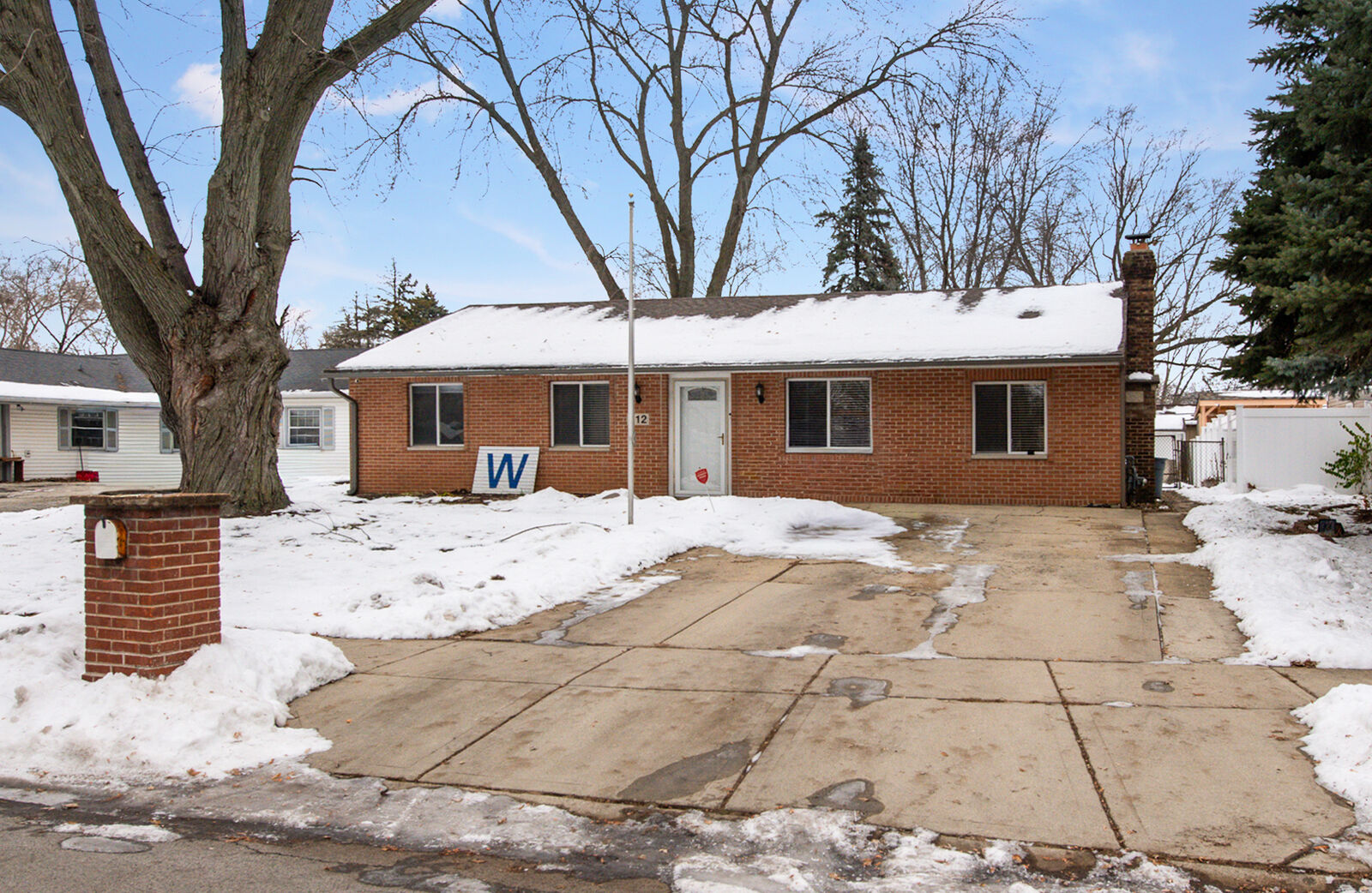 Property Photo: 112 Seabury Road IL 60440