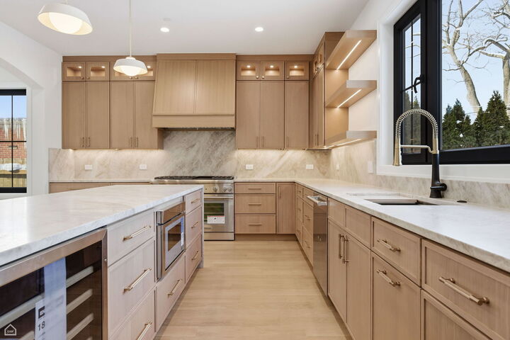 Property Photo:  1100 Lois Avenue  IL 60068 