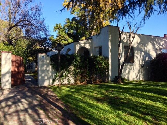 Property Photo:  1413 5th Street B  CA 91201 